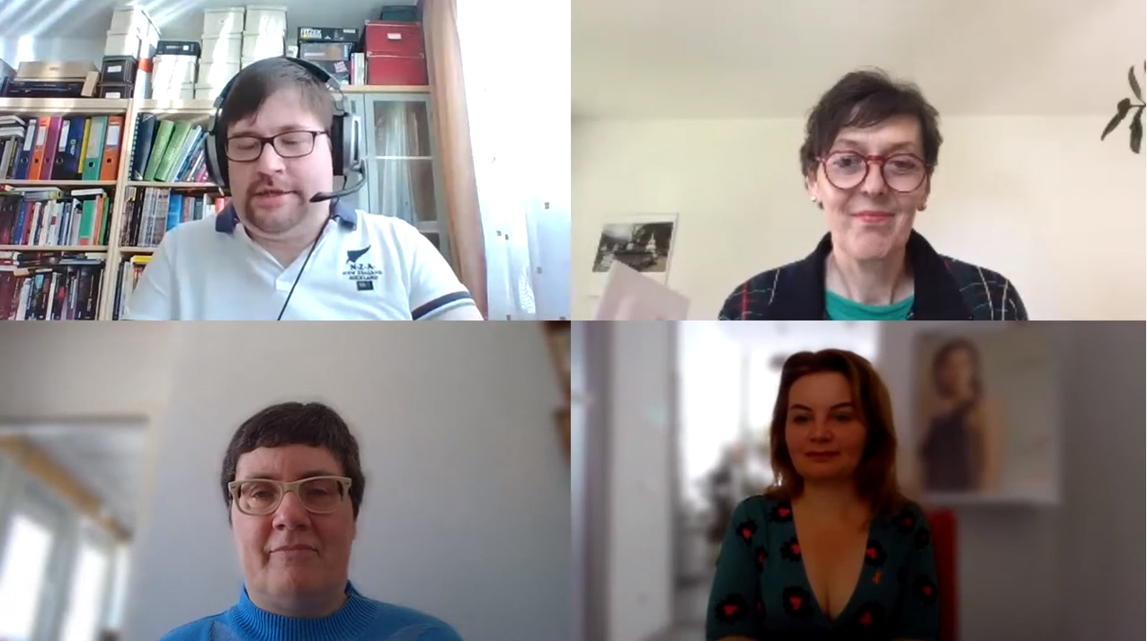 Dr. Gabriele Sprengseis vom Österreichischen Behindertenrat, Mag. Manuela Lanzinger und Mag. Kerstin Huber-Eibl von der MS-Gesellschaft Wien sprechen mit Udo Seelhofer .
