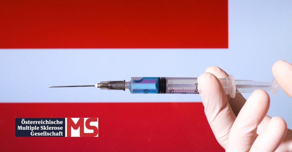 Covid-Impfung und Logo ÖMSG